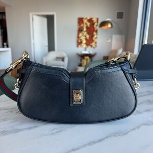 Gucci Black Leather Shoulder Bag with Gold Hardware